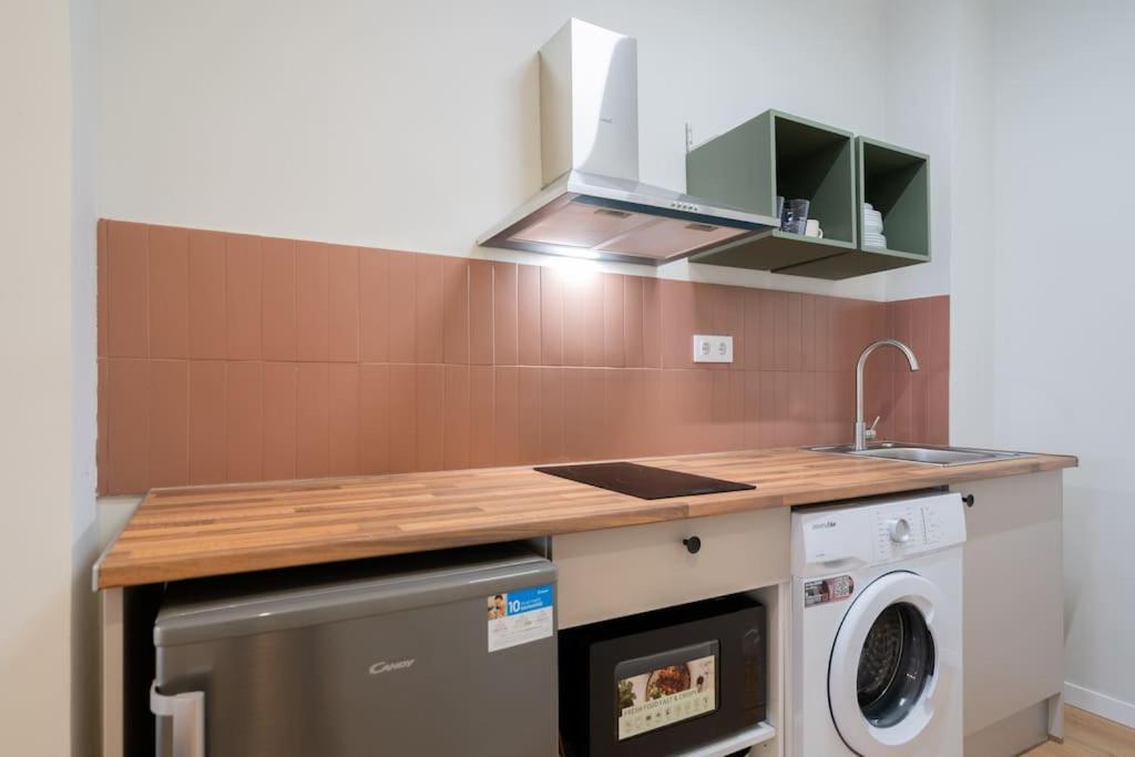 Ideal Flat For 2 Pax -F Fpo1 Madrid Exterior foto
